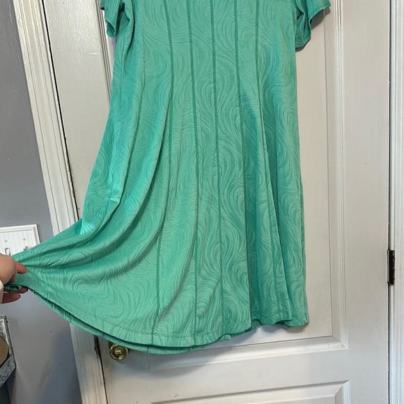 Teal Short Sleeve Dress - Picture 4 of 4